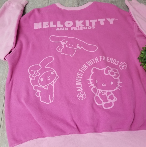 Hello Kitty and Friends cozy sweatshirt - Picture 3 of 12
